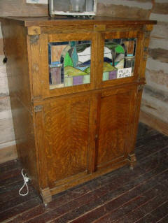 Seeburg L #163,424, made in 1926; Nevada City Hotel lobby.
